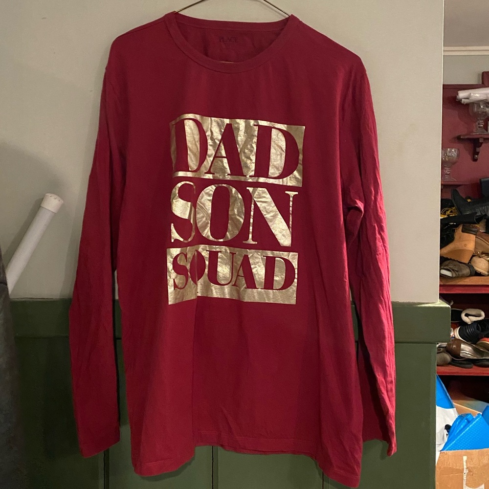 Men’s place shirt size L